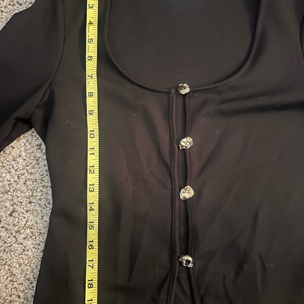Reformation Women's Black Fitted Long Sleeve Button-Down Cardigan Top size Large - Picture 7 of 10
